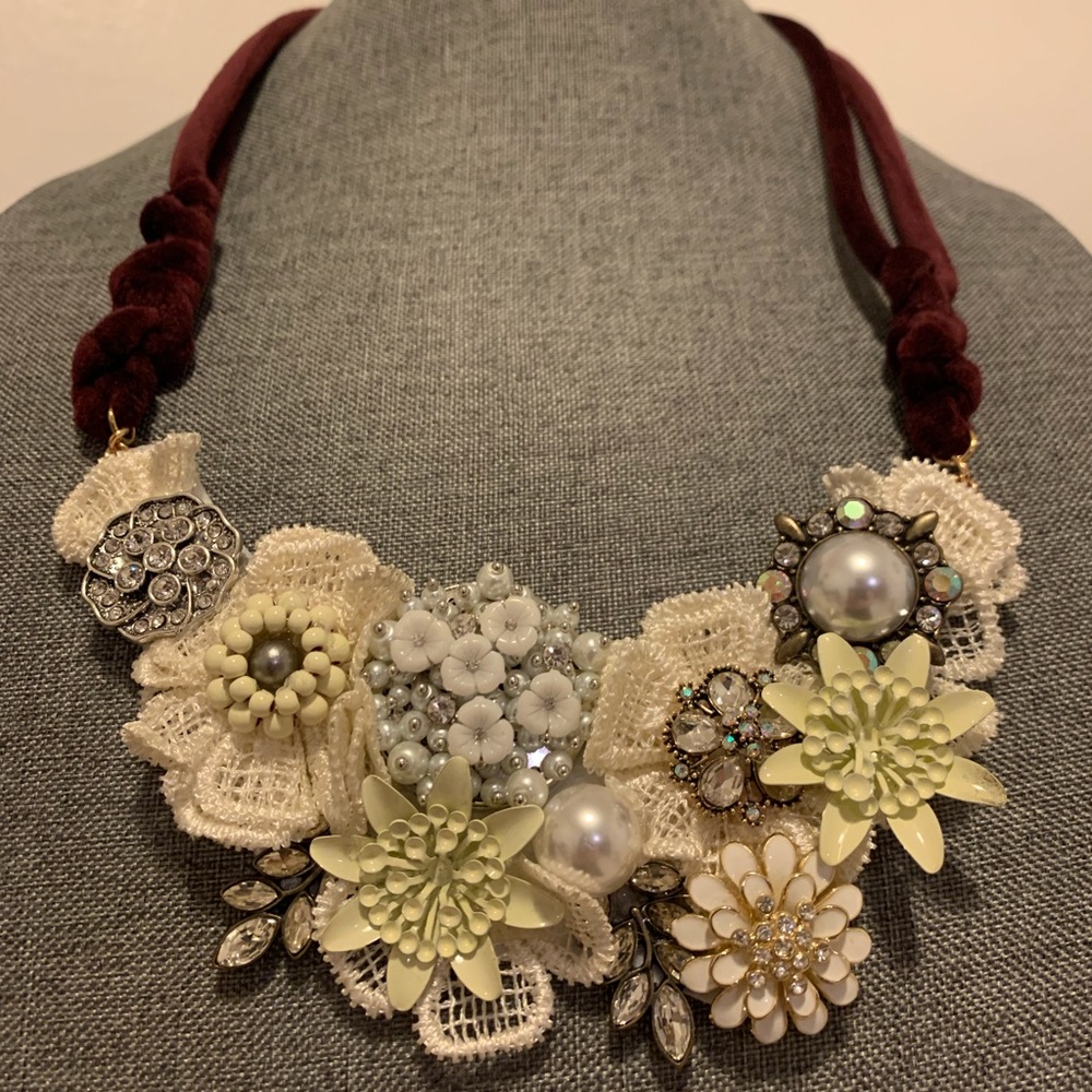 Vintage style necklace
